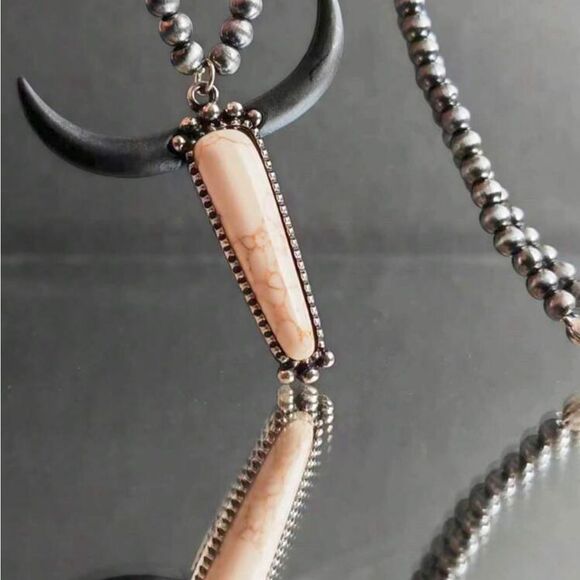 Western Style Bead Multi-Color Synthetic Turquoise Bull's Head Pendant - Picture 2 of 8